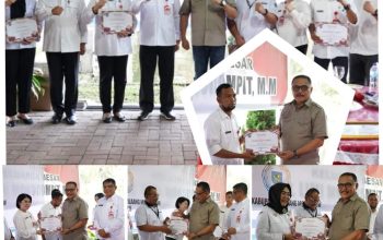 Raih Predikat Terbaik Dari Ombudsman RI, UPTD Puskesmas Tadoy Terima Penghargaan