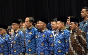 Presiden Jokowi Resmi Setujui Usia Pensiun ASN Hingga 70 Tahun