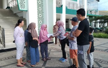 Bentuk Kepedulian Walkot Serahkan Bantuan Kepada Korban Musibah Kebakaran Di Gogagoman