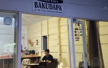 Bingung Malam Minggu Nongkrong Dimana? Cobain Deh Nongkrong Sambil Nikmati Kopi Tradisional Di Rumah Kopi BakuDapa