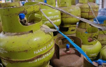 Kelangkaan Gas LPG 3Kg Di Bolmong Mengakibatkan Kenaikan Harga Hingga 35 Ribu Rupiah Per Tabung
